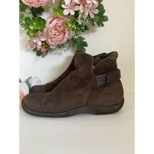 Softwalk Oxnard Ankle Brown Suede‎ Leather Boots